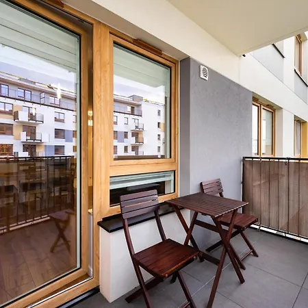 Saska Kepa Bright Apartment *