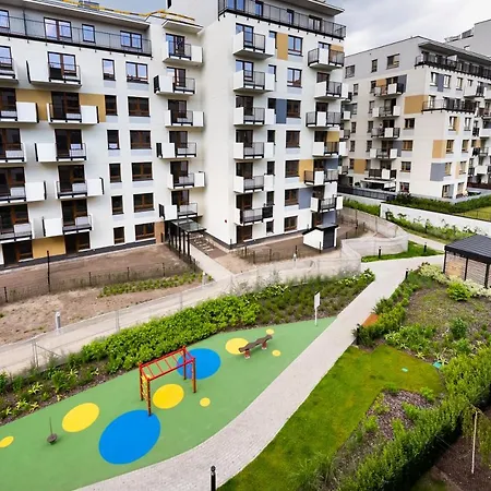 Saska Kepa Bright By Bookinghost Warszawa