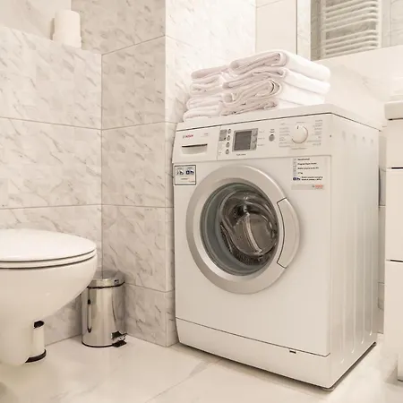 Апартаменты Saska Kepa Bright By Bookinghost *