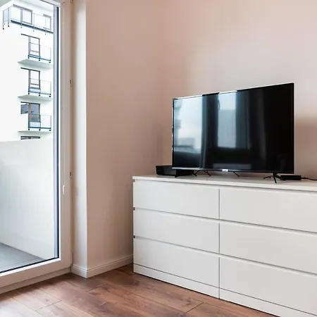 Апартаменты Saska Kepa Bright By Bookinghost *