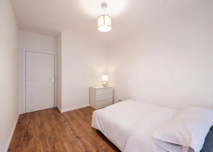 Saska Kepa Bright By Bookinghost Lejlighed