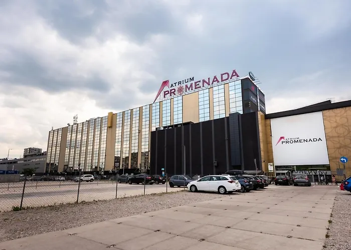 Saska Kepa Bright By Bookinghost * Varsó